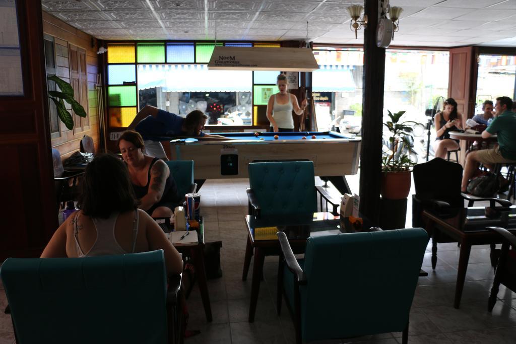 Noom Guesthouse Lop Buri Εξωτερικό φωτογραφία