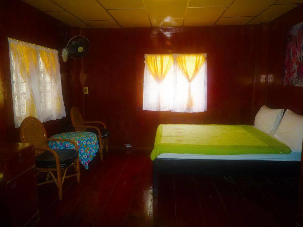 Noom Guesthouse Lop Buri Εξωτερικό φωτογραφία